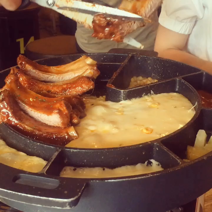 この動画のチーズのくるくるっぷり
