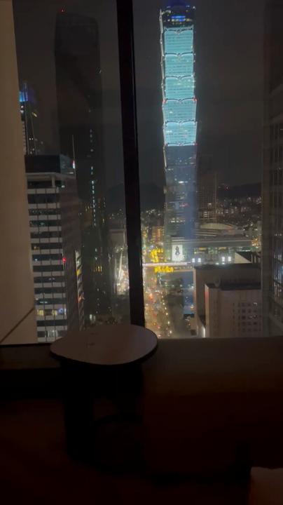 VIew（夜）