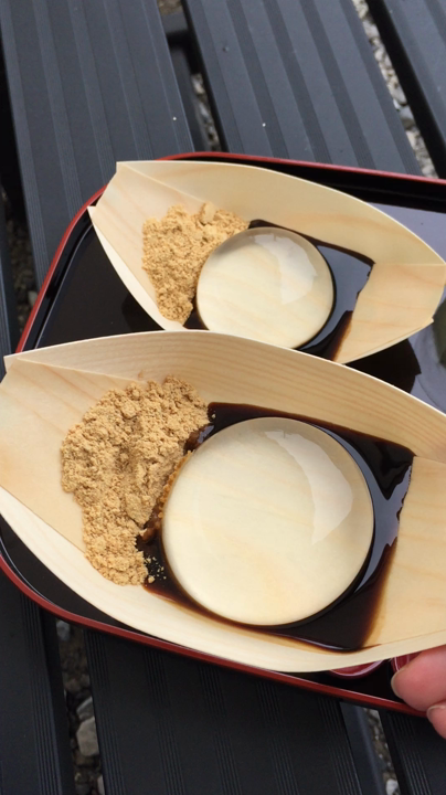 ⚫︎水信玄餅 ¥300(冷茶付き)