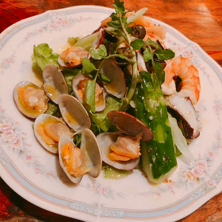 私のイチオシ！魚介のサラダ