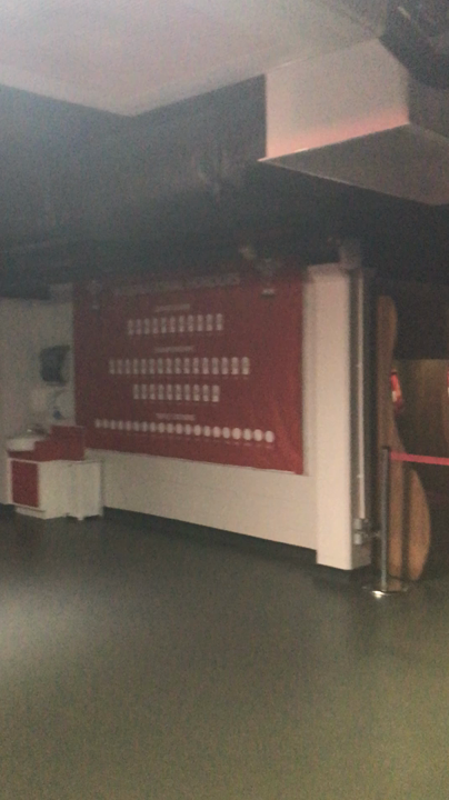 ホームロッカールーム