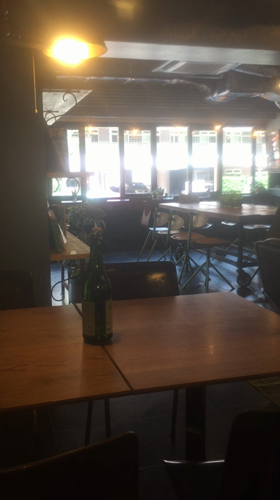 店内の様子。