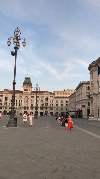 夕方は広場から夕日が…🌇