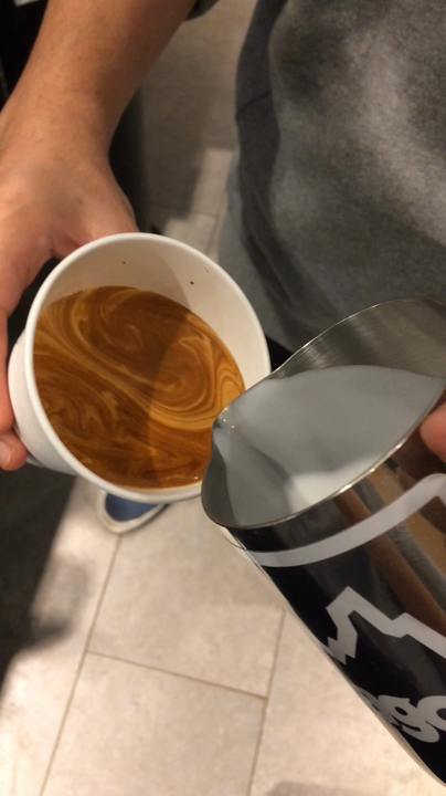 ストリーマーコーヒーカンパニー 中目黒店（STREAMER COFFEE COMPANY）の写真・動画_video_583