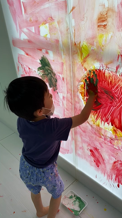 カラーが種類豊富なので、色んな色が混ざっていく様子がとても楽しい！