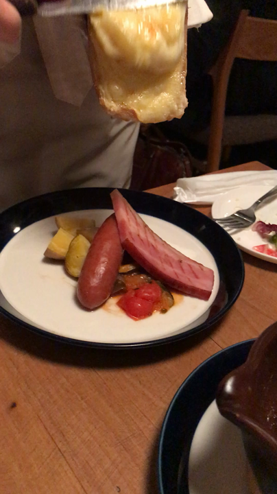 チーズとワインのお店 DEN HIBIYA（デン）の写真・動画_video_1371