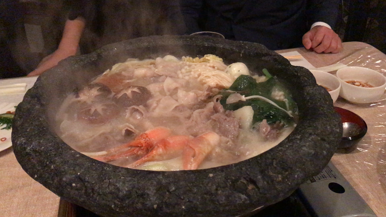 【ごま油鍋】石頭楼