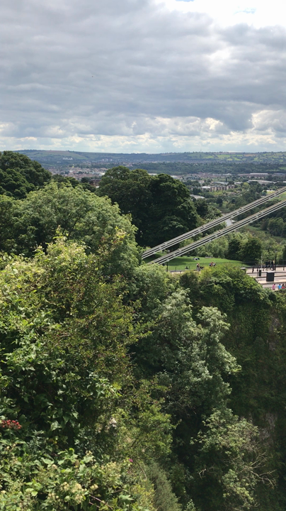 Clifton Suspension Bridge (クリフトン吊り橋)