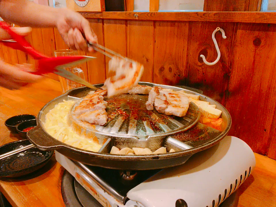 サムギョプサル専門店 でじにらんど 大久保店の写真・動画_video_825